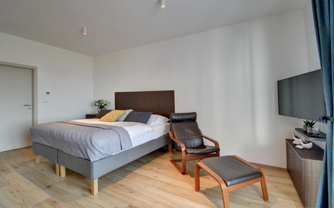 Apartman Lipno - Dve Zatoky Frymburk Buitenkant foto