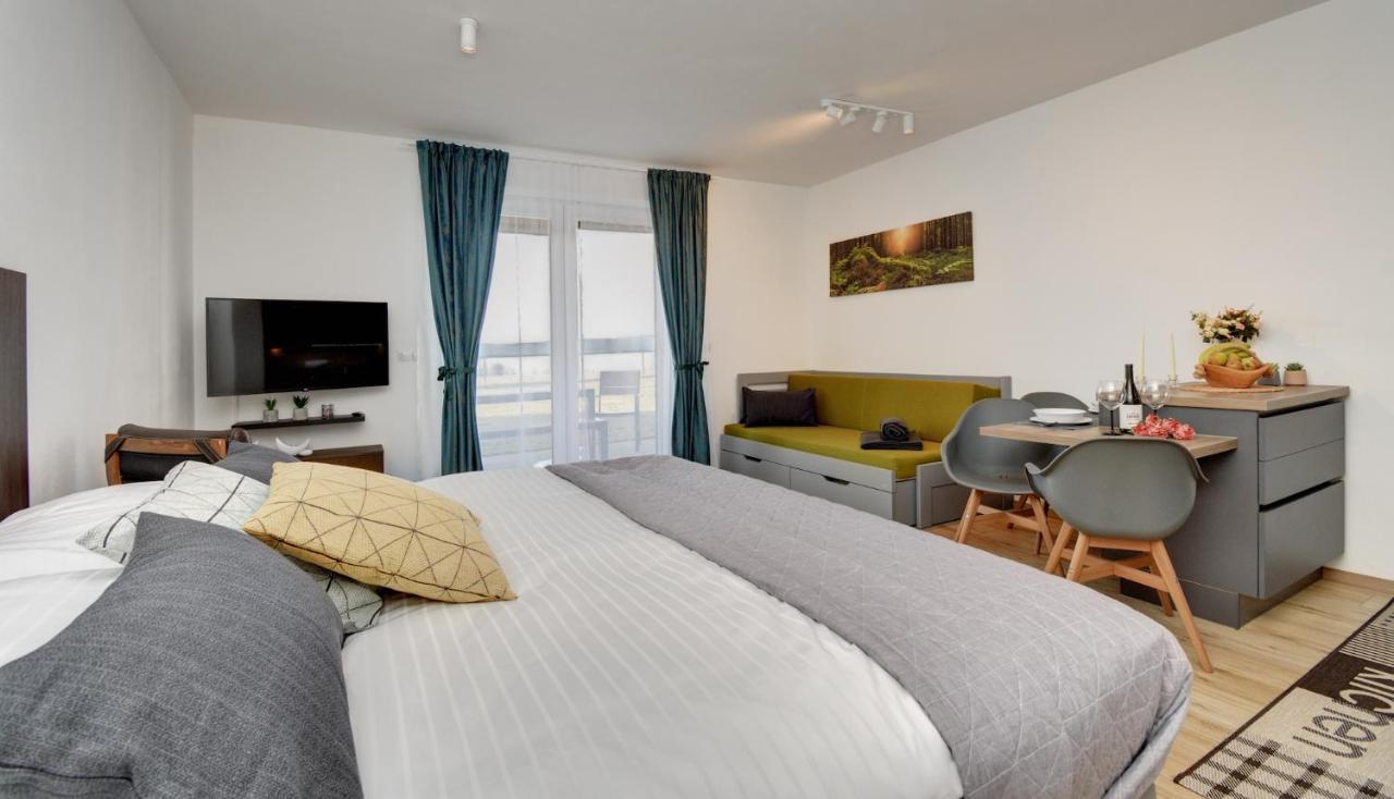 Apartman Lipno - Dve Zatoky Frymburk Buitenkant foto