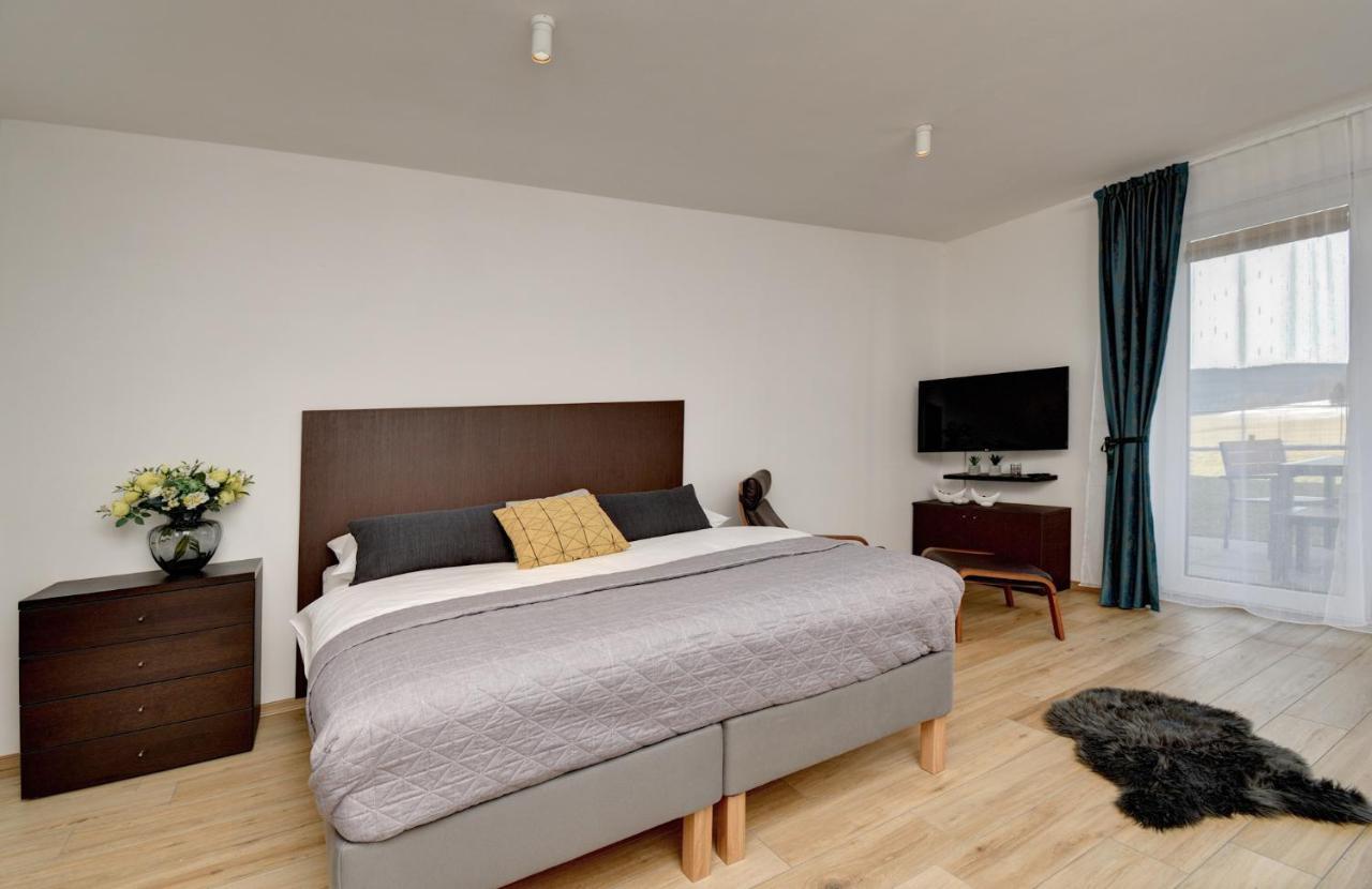 Apartman Lipno - Dve Zatoky Frymburk Buitenkant foto